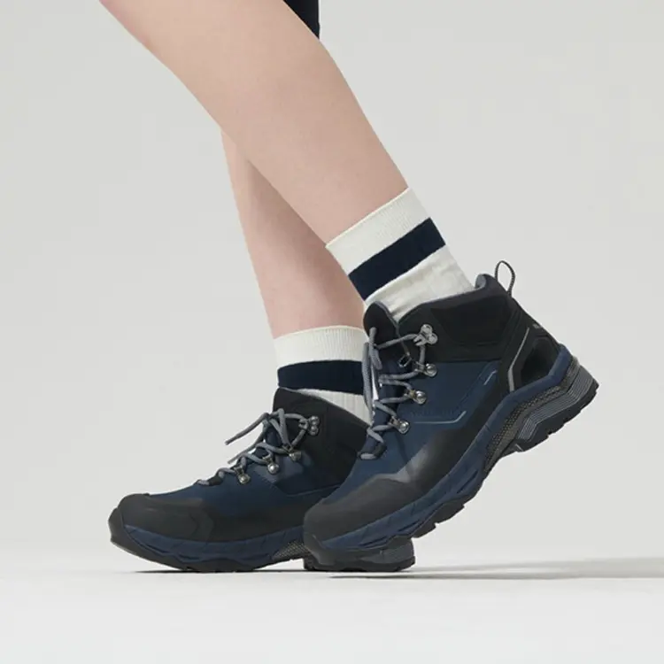 China Wholesale Custom Brand Waterproof Climbing Outdoor Hiking Shoes For Men